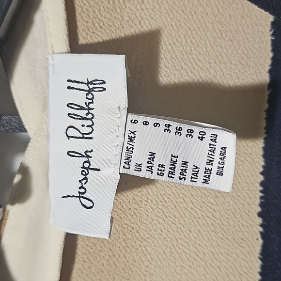 Joseph Ribkoff Navy/Beige/Off-White Blouse Style Button Shirt Size 6 - Picture 4 of 8